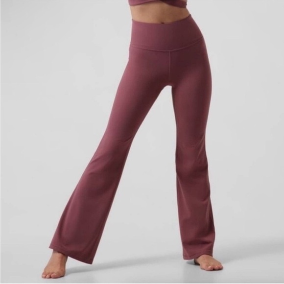 Athleta Elation Flare Leggings V Back Tawny Rose color Size M - Picture 3 of 3